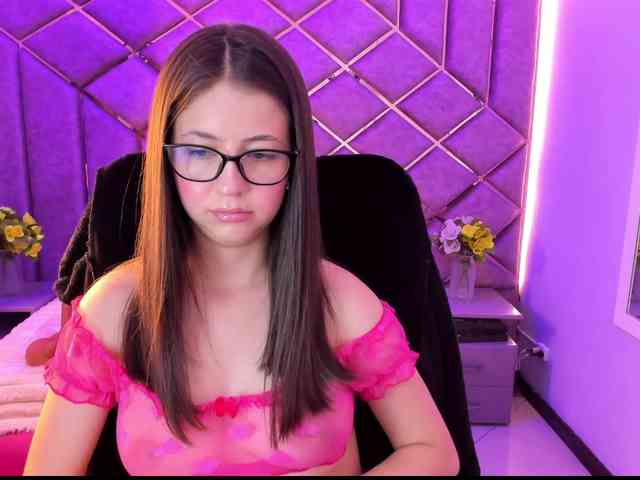 SarahSweett webcam