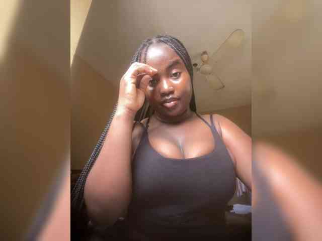 PrettyJade webcam