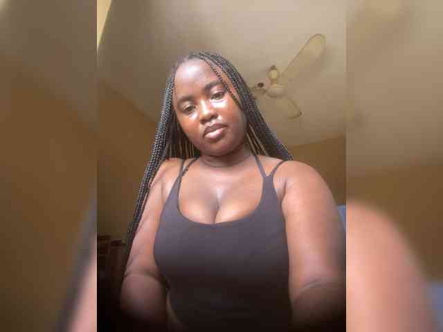 PrettyJade webcam