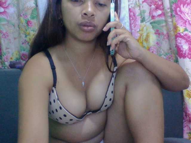 RIKEZ live cam on BongaCams