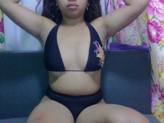 RIKEZ live cam on BongaCams