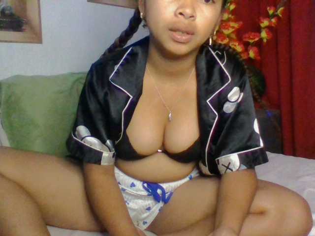 Naomi06