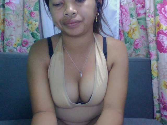 RIKEZ live cam on BongaCams