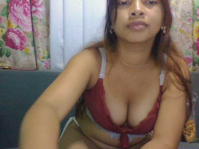 RIKEZ live cam on BongaCams