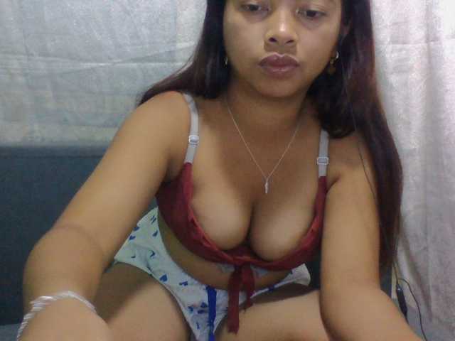 RIKEZ live cam on BongaCams