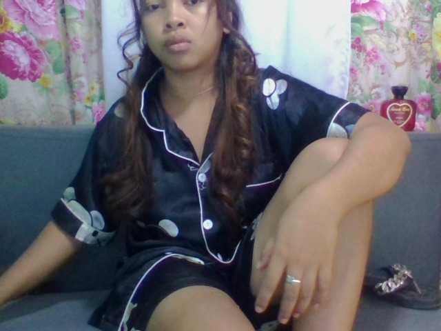 Naomi06 live cam