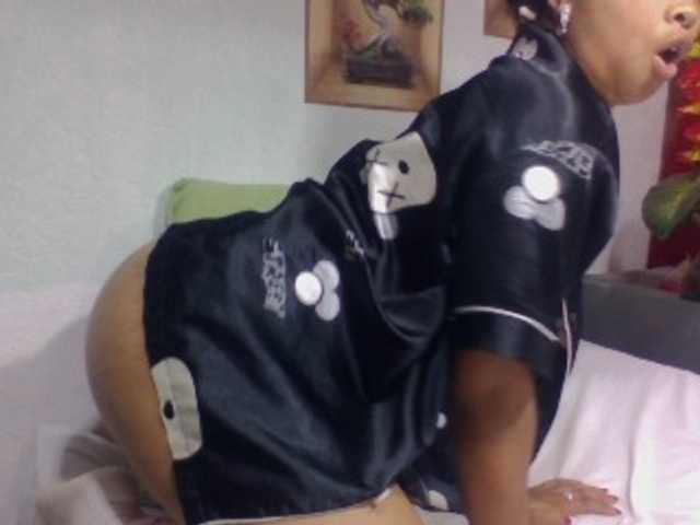 Naomi06