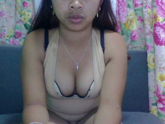RIKEZ live cam on BongaCams