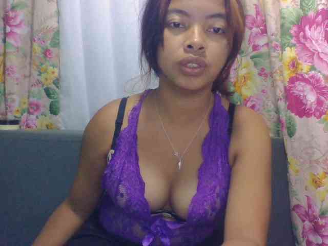 Naomi06