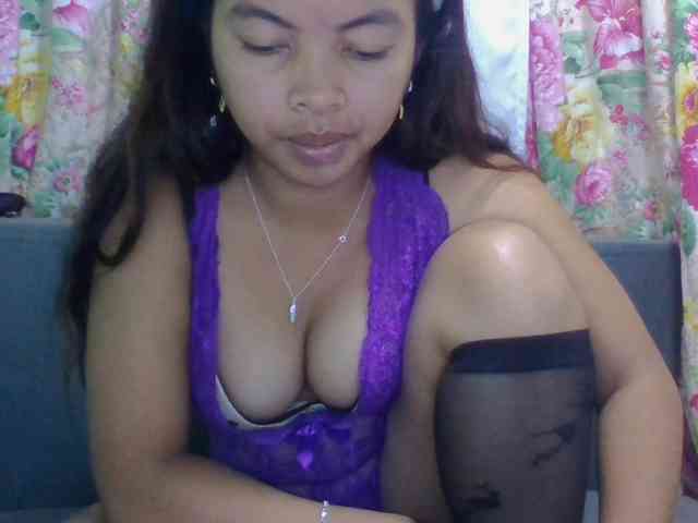 Naomi06 webcam