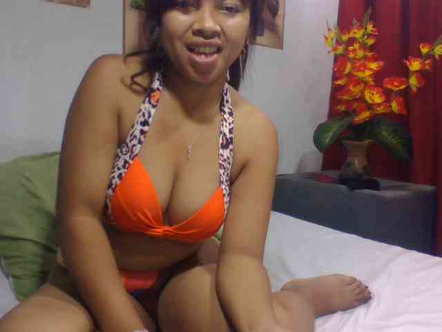 Naomi06 webcam