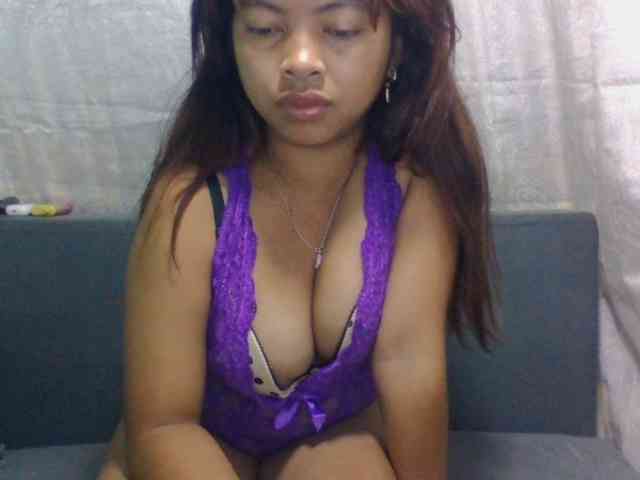 Naomi06 webcam