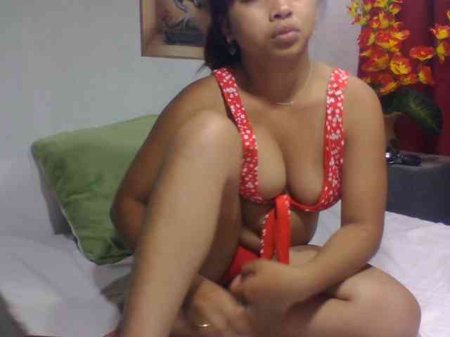 Naomi06 webcam