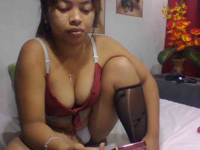 Naomi06 webcam