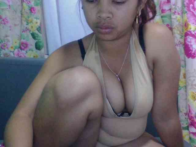Naomi06 webcam