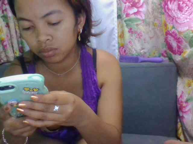 Naomi06 webcam