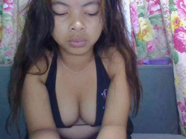 Naomi06 webcam