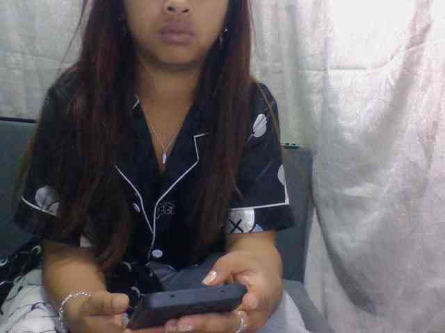 Naomi06 webcam