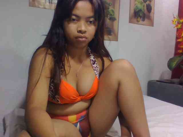 Naomi06