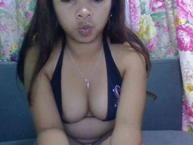 Naomi06 webcam