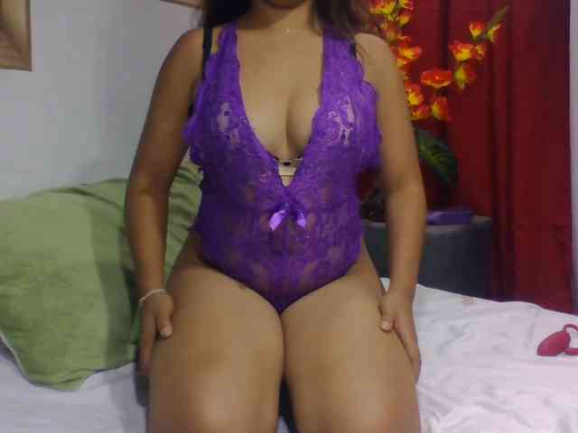 Naomi06