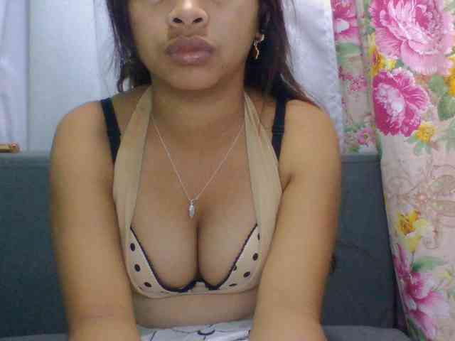 Naomi06