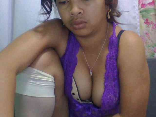 Naomi06 webcam