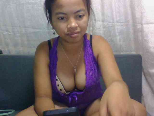 Naomi06 webcam