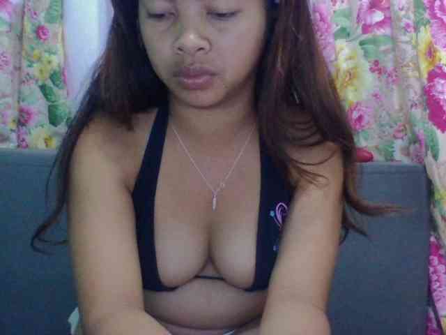Naomi06 webcam