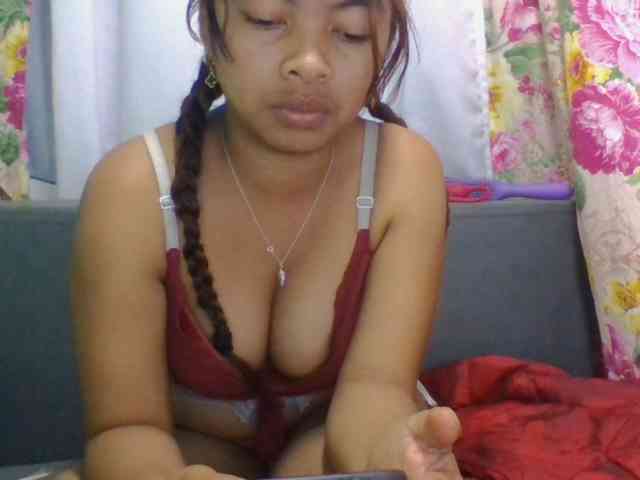 Naomi06 webcam