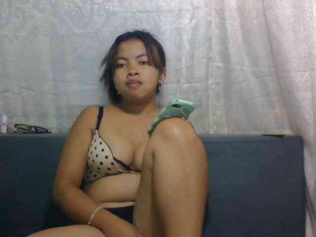 Naomi06 webcam