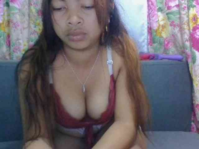 Naomi06 webcam