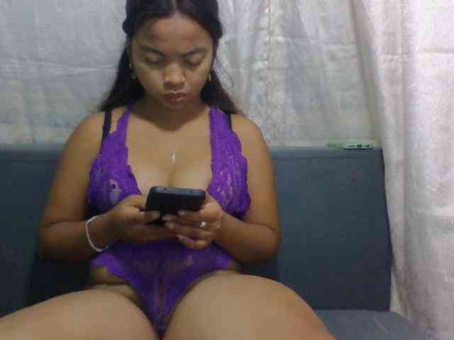 Naomi06 webcam