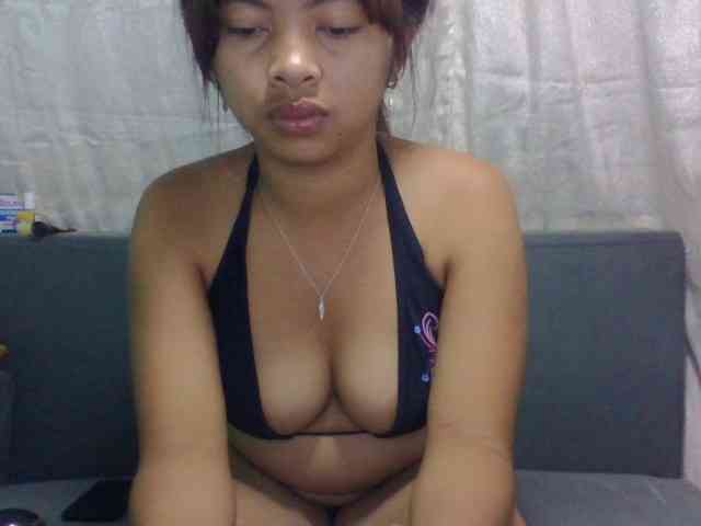 Naomi06 webcam