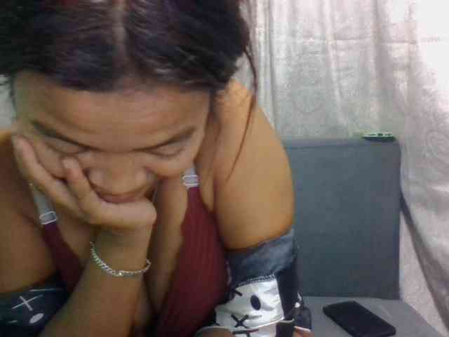 Naomi06 webcam