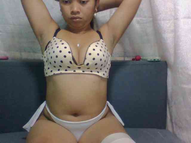 Naomi06 webcam
