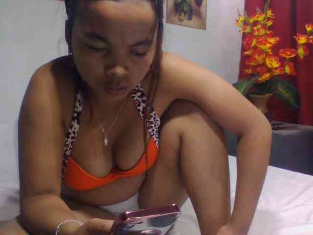 Naomi06