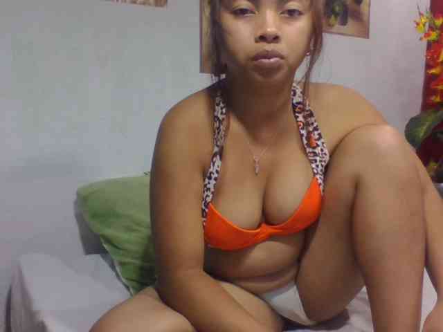 Naomi06