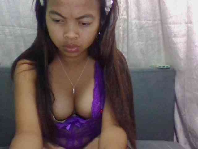 Naomi06 webcam