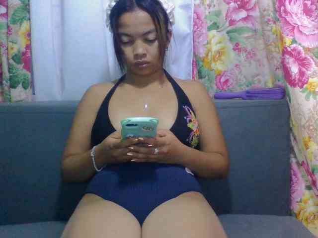 Naomi06 webcam