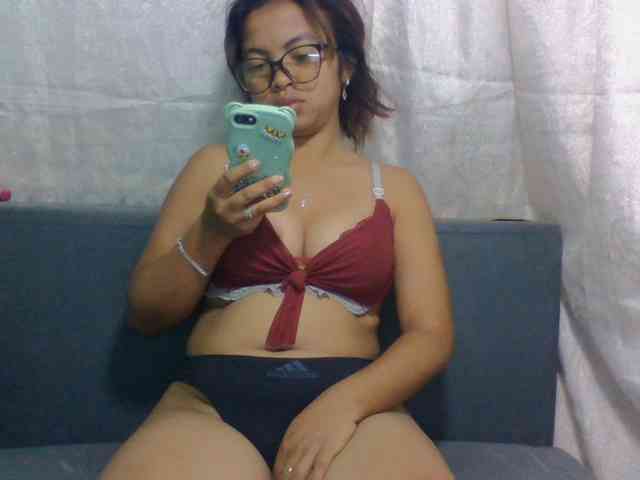 RIKEZ Live Webcam on BongaCams