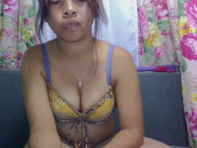 Naomi06 webcam