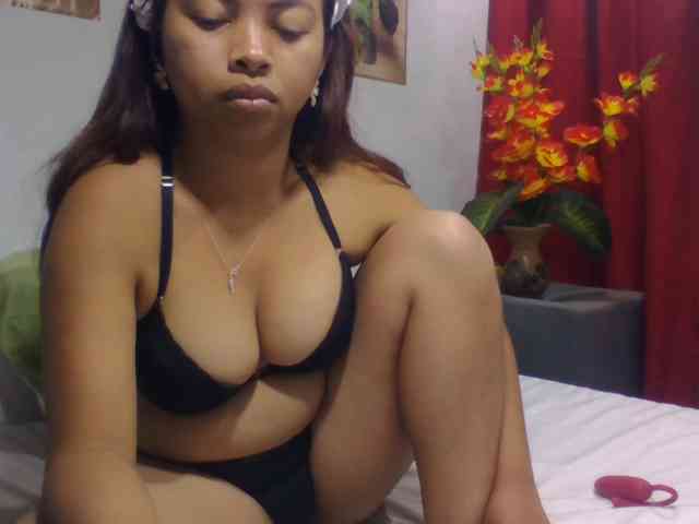 Naomi06