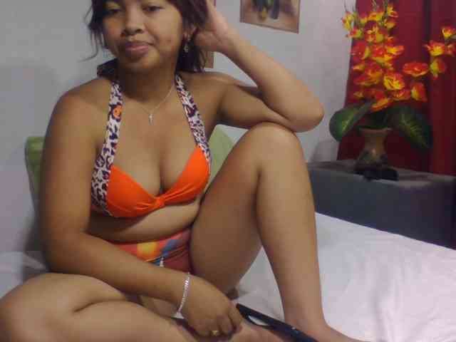 Naomi06 webcam