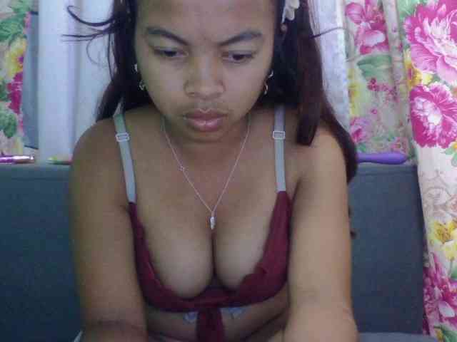 Naomi06 webcam