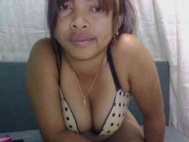 Naomi06 webcam