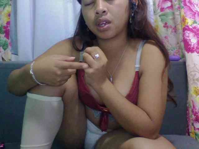 Naomi06 webcam