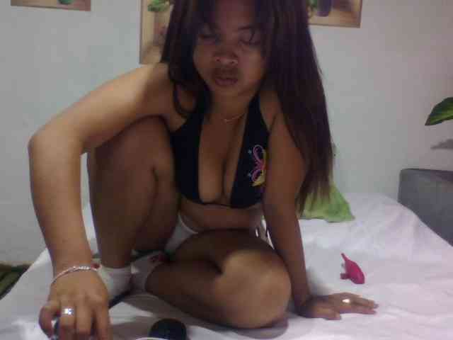 Naomi06 webcam