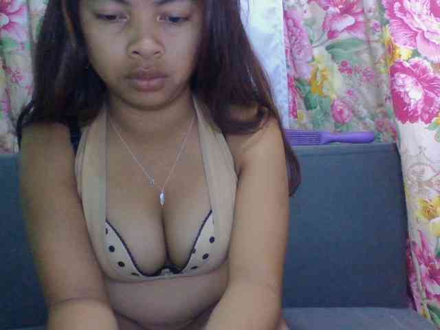 Naomi06 webcam