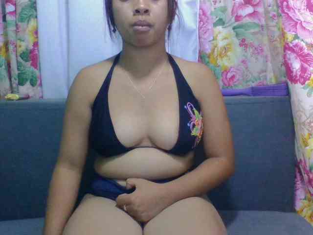 Naomi06 webcam